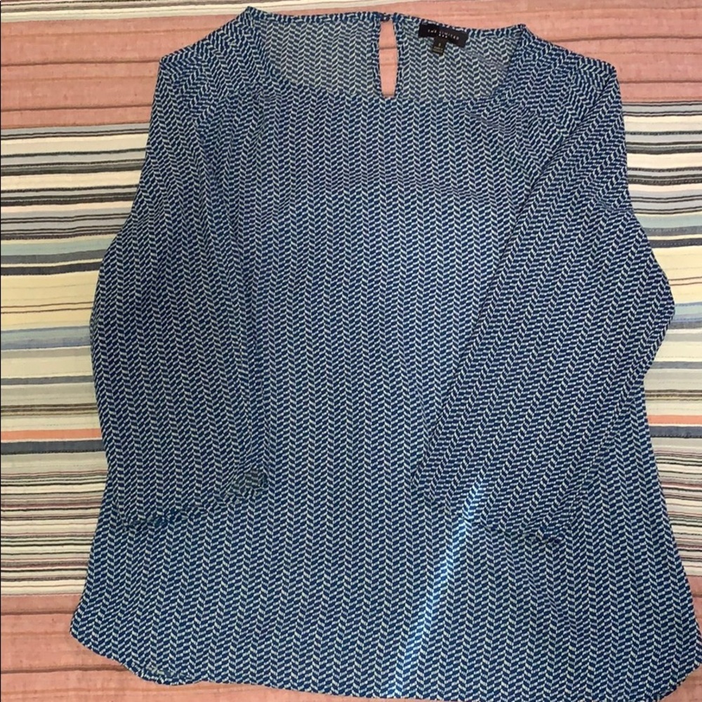 Limited blouse